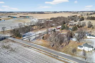 8131 E Creek Rd, Janesville, WI 53546 - Photo 26