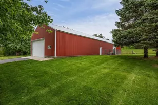 8131 E Creek Rd, Janesville, WI 53546 - Photo 20