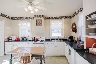 729 Center St, Mineral Point, WI 53565 - Photo 14