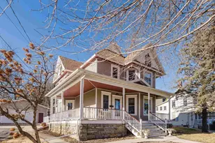 729 Center St, Mineral Point, WI 53565 - Photo 2