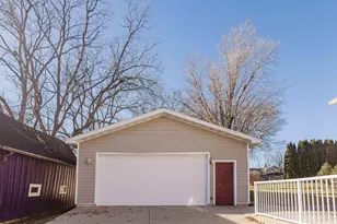 729 Center St, Mineral Point, WI 53565 - Photo 40