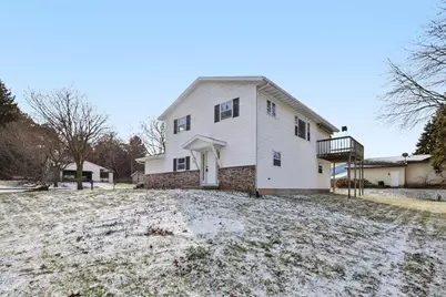 2 Hallows Circle, Madison, WI 53704 - Photo 2