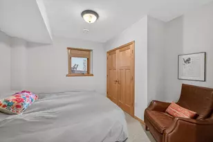 3555 John Muir Dr, Middleton, WI 53562 - Photo 34