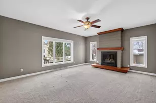 3087 Edenberry St, Fitchburg, WI 53711 - Photo 4