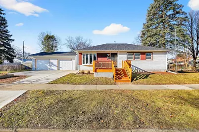 302 Buckingham Lane, Madison, WI 53714 - Photo 2