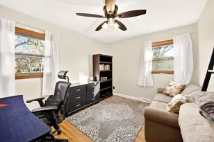 302 Buckingham Ln, Madison, WI 53714 - Photo 22