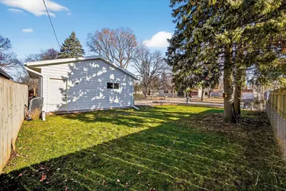 302 Buckingham Lane, Madison, WI 53714 - Photo 30