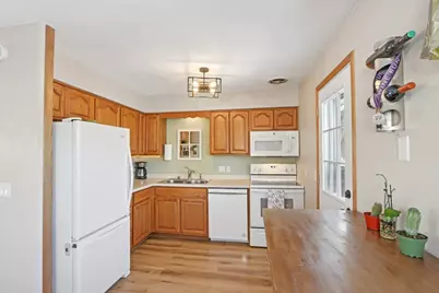 949 E Prospect Street, Lake Mills, WI 53551 - Photo 16