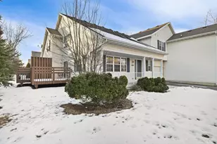 1041 Chandler Ln, Sun Prairie, WI 53590 - Photo 4