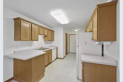 1041 Chandler Lane, Sun Prairie, WI 53590 - Photo 12