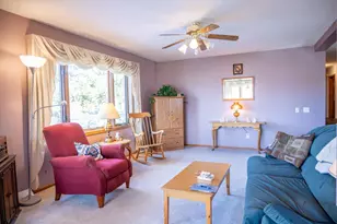 921 Stewart Ct, Mauston, WI 53948 - Photo 12