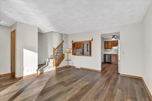 2548 Liberty Ln, Janesville, WI 53545 - Photo 6