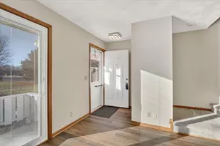 2548 Liberty Ln, Janesville, WI 53545 - Photo 4