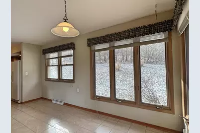 2539 N County Road E, Janesville, WI 53548 - Photo 8