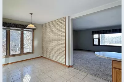 2539 N County Road E, Janesville, WI 53548 - Photo 10