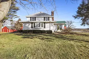 4595 Mahoney Rd, Mcfarland, WI 53558 - Photo 4