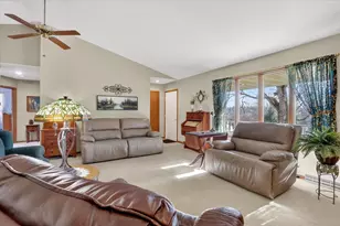 8801 N Serns Rd, Milton, WI 53563 - Photo 10