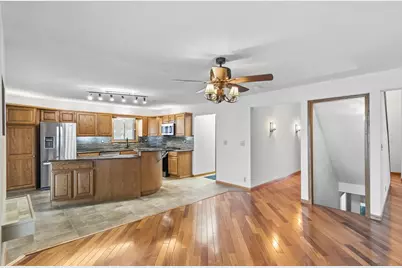 W10725 Wildwood Way, Poynette, WI 53955 - Photo 4