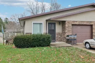 105-107 W Garfield St, Mount Horeb, WI 53572 - Photo 48