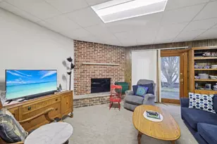 105-107 W Garfield St, Mount Horeb, WI 53572 - Photo 8