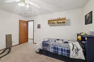 105-107 W Garfield St, Mount Horeb, WI 53572 - Photo 32