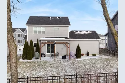 859 Shadowwood Trail, Sun Prairie, WI 53590 - Photo 6