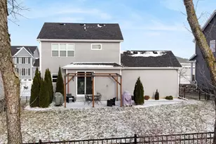 859 Shadowwood Trl, Sun Prairie, WI 53590 - Photo 6