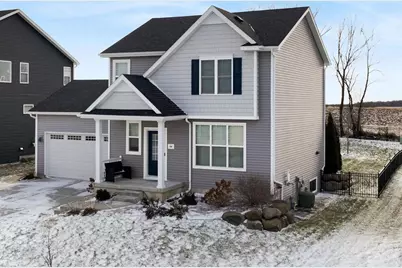 859 Shadowwood Trail, Sun Prairie, WI 53590 - Photo 2