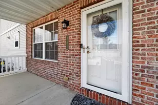 644 Bear Claw Way, Madison, WI 53562 - Photo 2