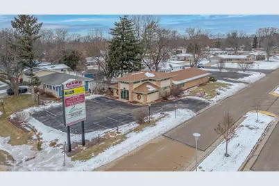 718 Park Avenue, Beaver Dam, WI 53916 - Photo 1