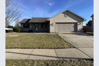 2702 Autumn Lane, Janesville, WI 53546 - Photo 2