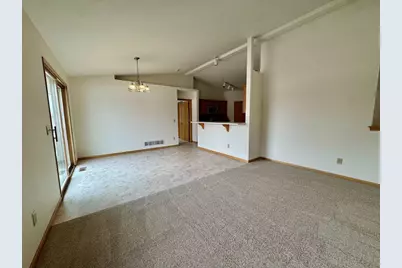 2702 Autumn Lane, Janesville, WI 53546 - Photo 8