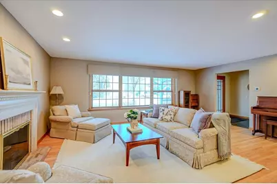 5421 Trempealeau Trail, Madison, WI 53705 - Photo 6