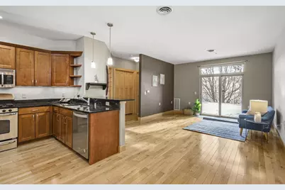 625 E Mifflin Street #213, Madison, WI 53703 - Photo 4