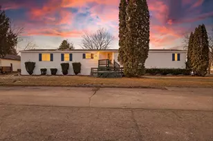 112 Falling Creek Cir, Janesville, WI 53548 - Photo 1