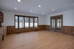 1913 Black Bridge Rd, Janesville, WI 53545 - Photo 10