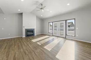 428 Chad Trl, Arlington, WI 53911 - Photo 8