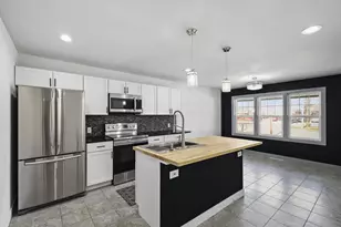 1114 Matheson St, Janesville, WI 53545 - Photo 6