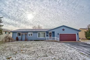 309 Fuller St, Columbus, WI 53925 - Photo 12