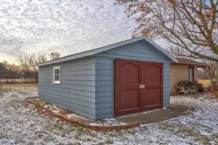 309 Fuller St, Columbus, WI 53925 - Photo 16