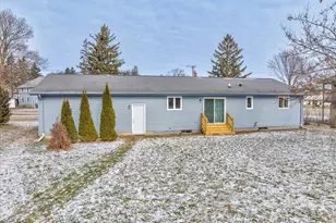 309 Fuller St, Columbus, WI 53925 - Photo 8