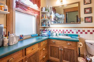 712 E Main St, Reedsburg, WI 53959 - Photo 16