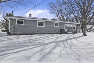 404 Anderson St, DeForest, WI 53532 - Photo 46