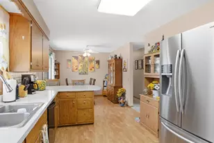 404 Anderson St, DeForest, WI 53532 - Photo 14