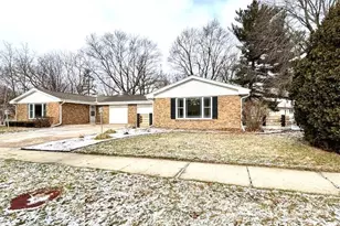 1719 Wesley Ave, Janesville, WI 53545 - Photo 2