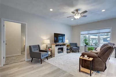 602 E Madison Avenue #34, Milton, WI 53563 - Photo 8