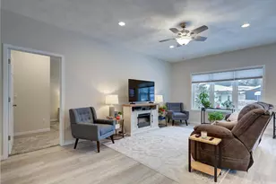 602 E Madison Ave, Milton, WI 53563 - Photo 8