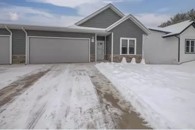 602 E Madison Avenue #34, Milton, WI 53563 - Photo 2