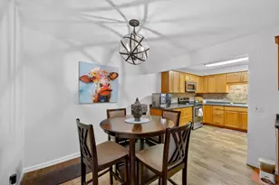 1426 Wheeler Ct, Madison, WI 53704 - Photo 8