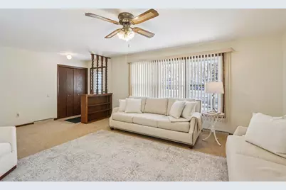 400 Raymond Road, Waunakee, WI 53597 - Photo 8